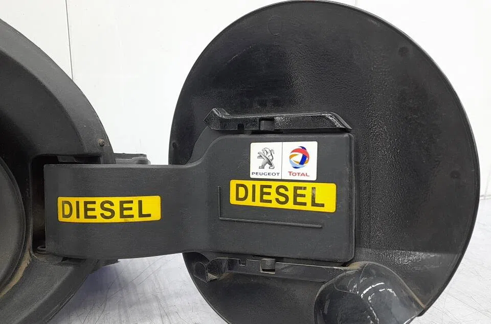 Volet de trappe carburant PEUGEOT 308 1 SW PHASE 2 BREAK occasion