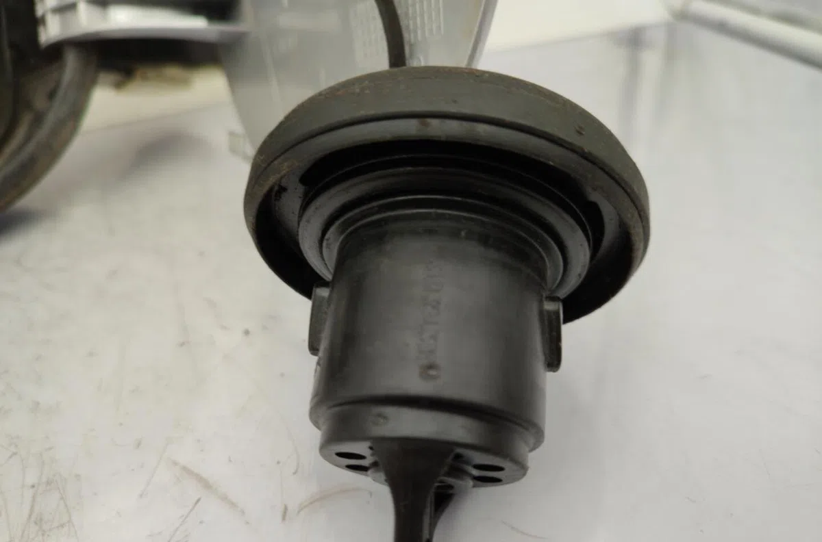 Volet de trappe carburant PEUGEOT BIPPER occasion