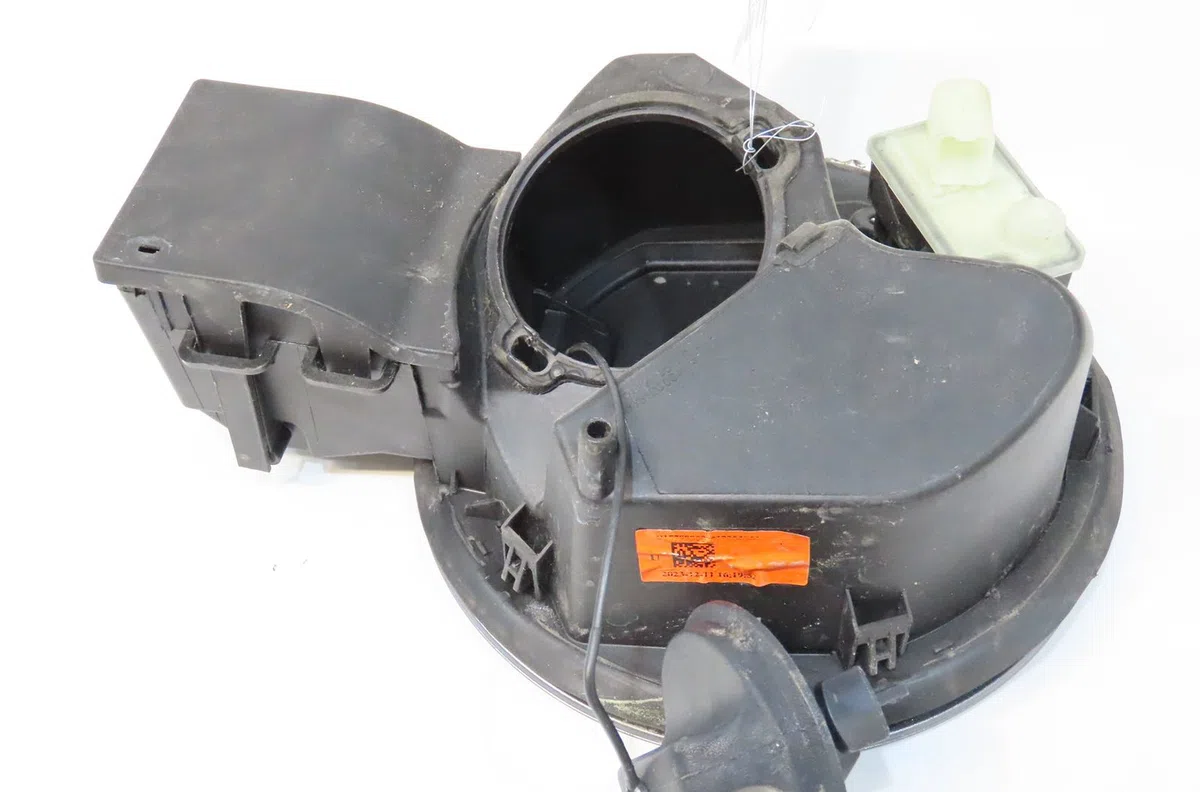 Volet de trappe carburant Renault CLIO V (B7_) 1.6 e-tech 140 (b7mu) (2020) occasion