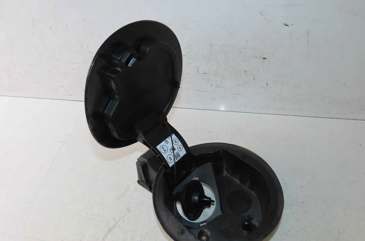 Volet de trappe carburant RENAULT CLIO V occasion