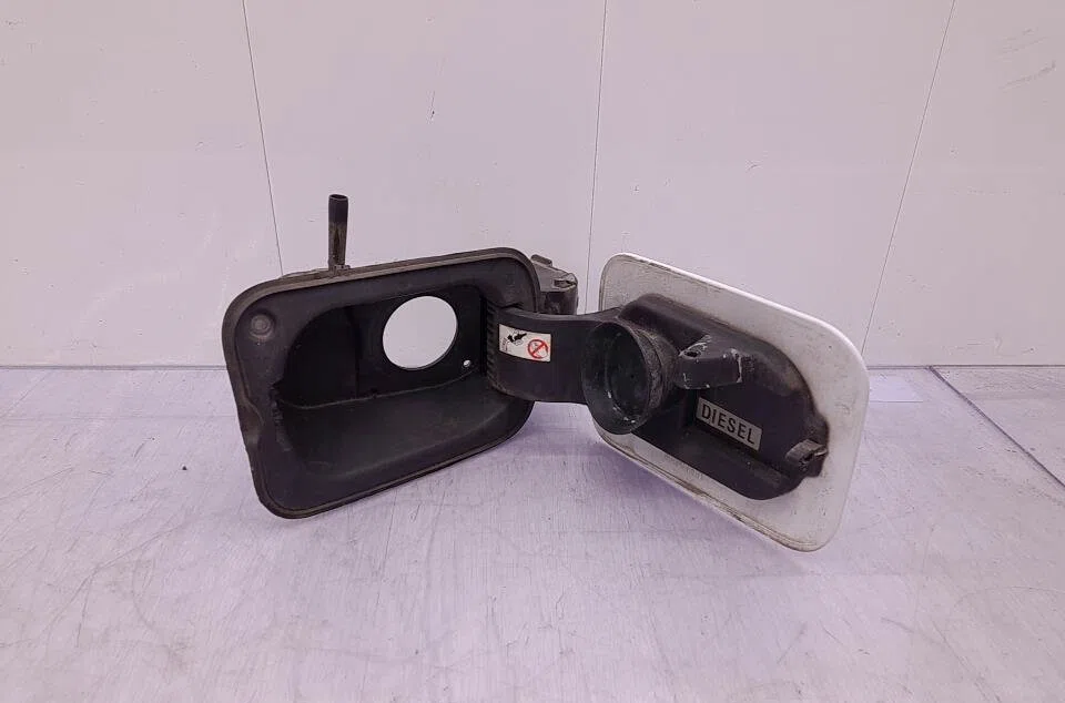 Volet de trappe carburant RENAULT MEGANE 2 PHASE 1 occasion