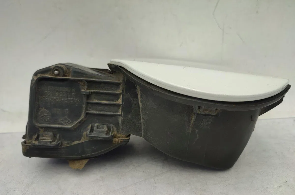Volet de trappe carburant RENAULT MEGANE 3 PHASE 3 BREAK occasion