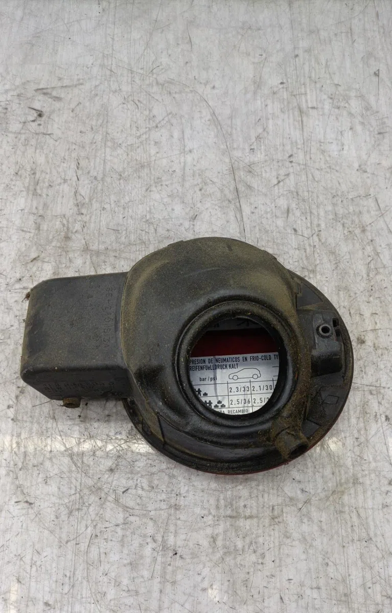 Volet de trappe carburant SEAT IBIZA 3 PHASE 1 occasion
