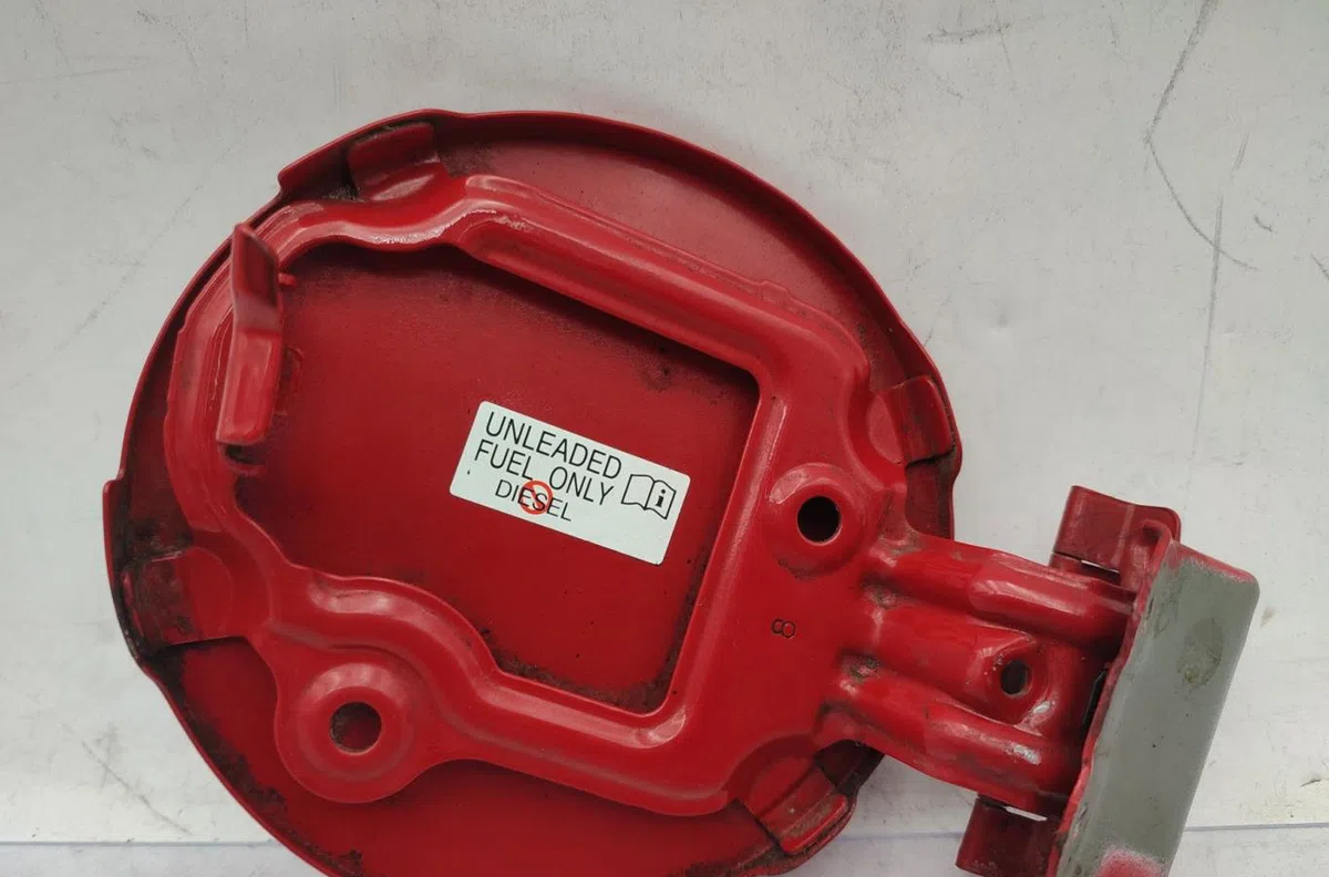 Volet de trappe carburant TOYOTA YARIS 3 PHASE 2 occasion