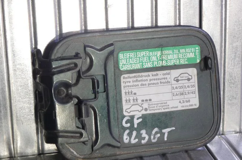 Volet de trappe carburant VOLKSWAGEN GOLF 4 CABRIOLET occasion
